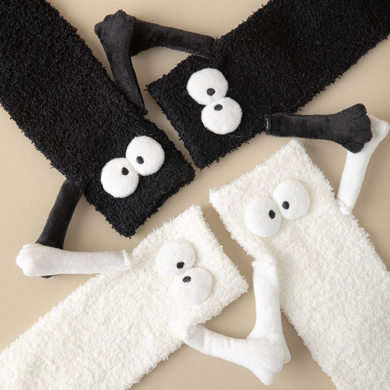 Coral Fleece Middle-tube Socks Hip-hop Funny Hand-holding Socks Women's Black And Whitey High-waist Cartoon Japanese Hip-hop Skateboard Socks