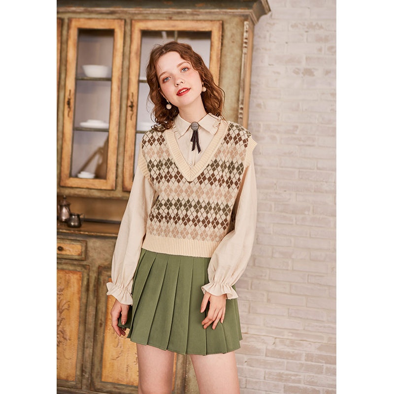 Spring And Autumn Korean Style Short Vest For Female Students To Wear Loose V-neck Knitted Bottoming Shirt Sweater Vest Sleeveless Vest - 2