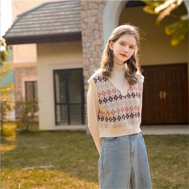 Spring And Autumn Korean Style Short Vest For Female Students To Wear Loose V-neck Knitted Bottoming Shirt Sweater Vest Sleeveless Vest - 1