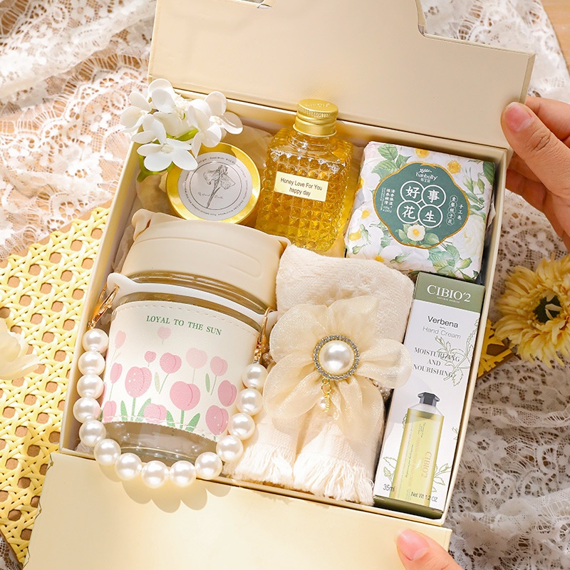 Mother's Day Gift Premium Camellia Set