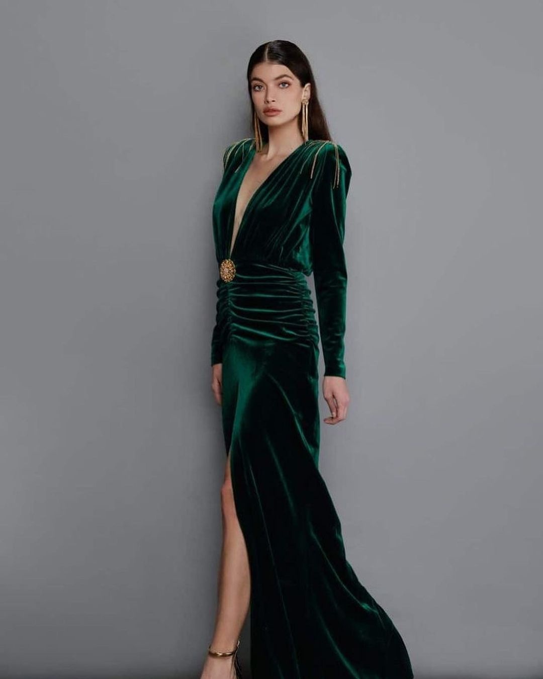 Foreign Trade European And American Clothing Deep V-neck Sexy Velvet Dress Long French High-end Autumn And Winter Dress For Women - 4