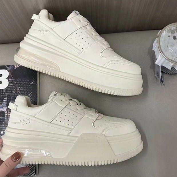 Versatile Lace-up Student Height-enhancing Thick-soled White Shoes For Women Autumn Models Lightweight Popular Retro Sneakers
